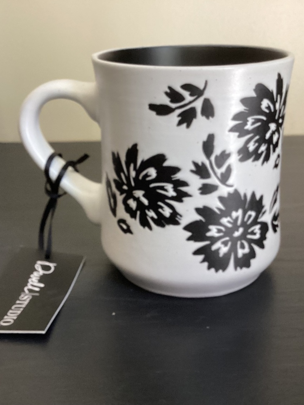 NWT Dwell Studio Black and White Floral Design Ceramic 20oz Mug